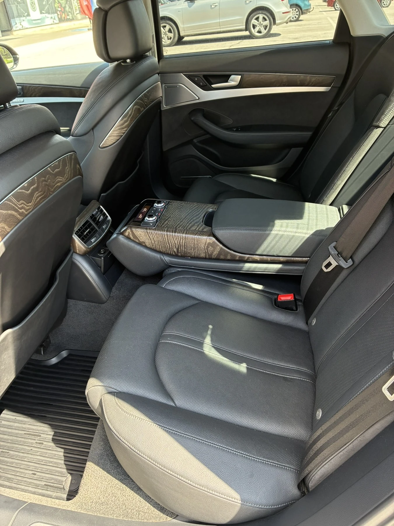 Audi A8 3.0 TFSI-MATRIX-ЛИЗИНГ!, снимка 11 - Автомобили и джипове - 56745577