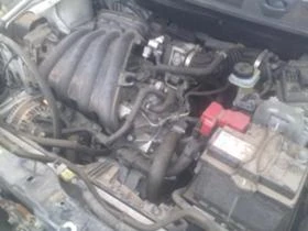 Nissan Qashqai 1.6i 16V, снимка 8