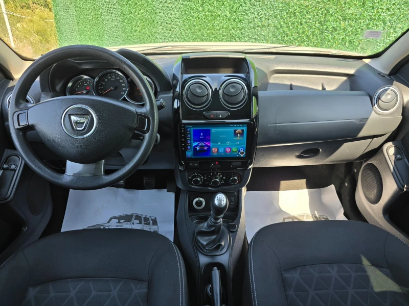 Dacia Duster 1.5DCI* 4x4* НАВИГАЦИЯ* КАМЕРА* 138000км, снимка 12 - Автомобили и джипове - 51659388