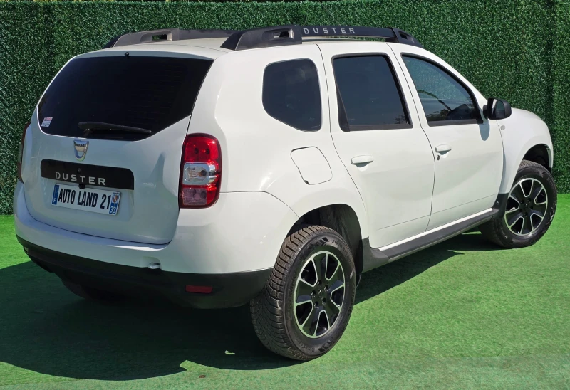 Dacia Duster 1.5DCI* 4x4* НАВИГАЦИЯ* КАМЕРА* 138000км, снимка 5 - Автомобили и джипове - 51659388