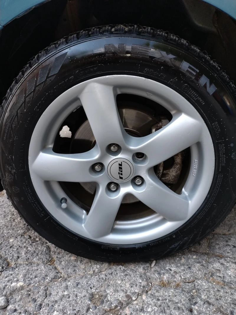 Honda Hr-v Honda fr-v, снимка 4 - Автомобили и джипове - 53387289