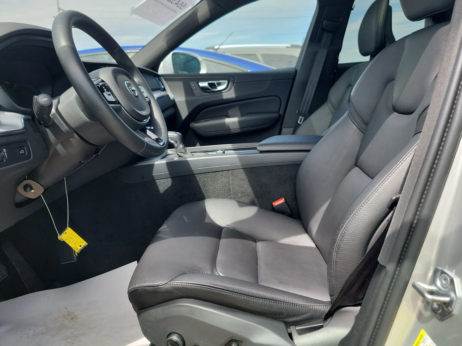 Volvo XC60  - изображение 9