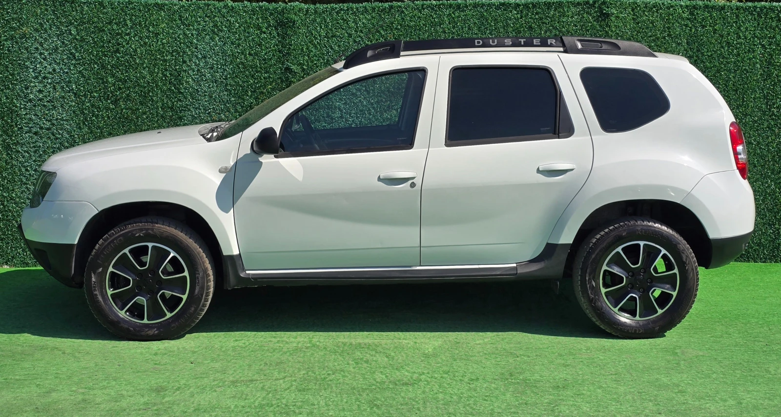 Dacia Duster 1.5DCI* 4x4* 109кс* 138000км - изображение 6