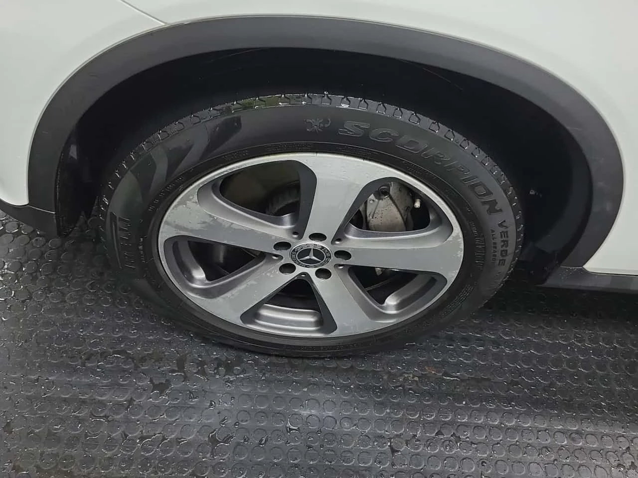 Mercedes-Benz GLC 300 CARFAX /Кожа/Нави/Подгрев/Панорама - изображение 6