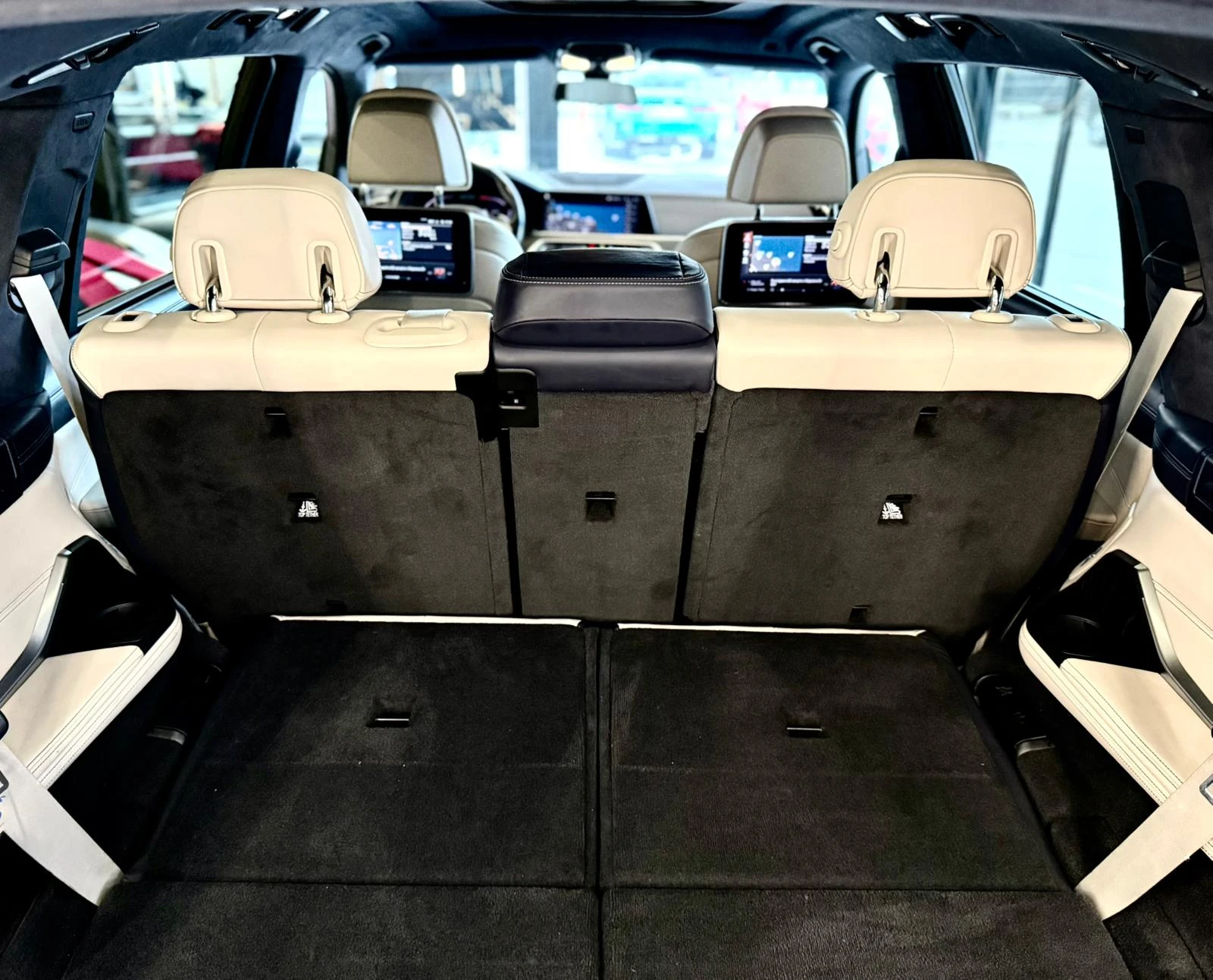 BMW X7 xDrive30d* Swarovski* 360* Лизинг* , снимка 14 - Автомобили и джипове - 53863771