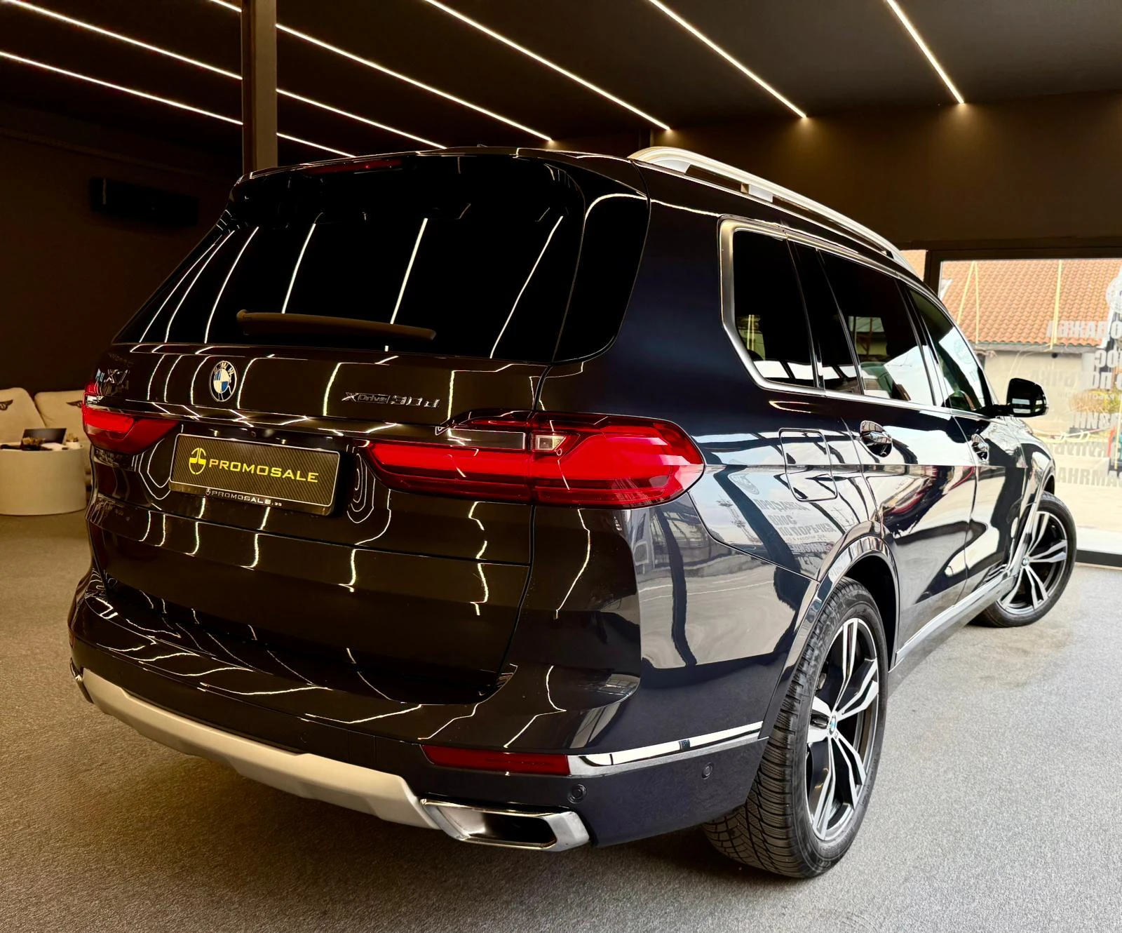 BMW X7 xDrive30d* Swarovski* 360* Лизинг* , снимка 6 - Автомобили и джипове - 53863771