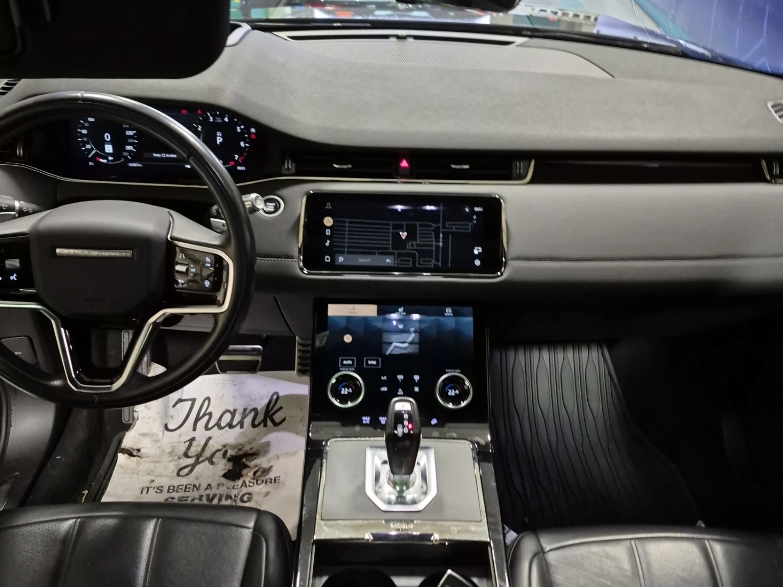 Land Rover Range Rover Evoque * * CARFAX * * АВТО КРЕДИТ * * , снимка 5 - Автомобили и джипове - 54070059