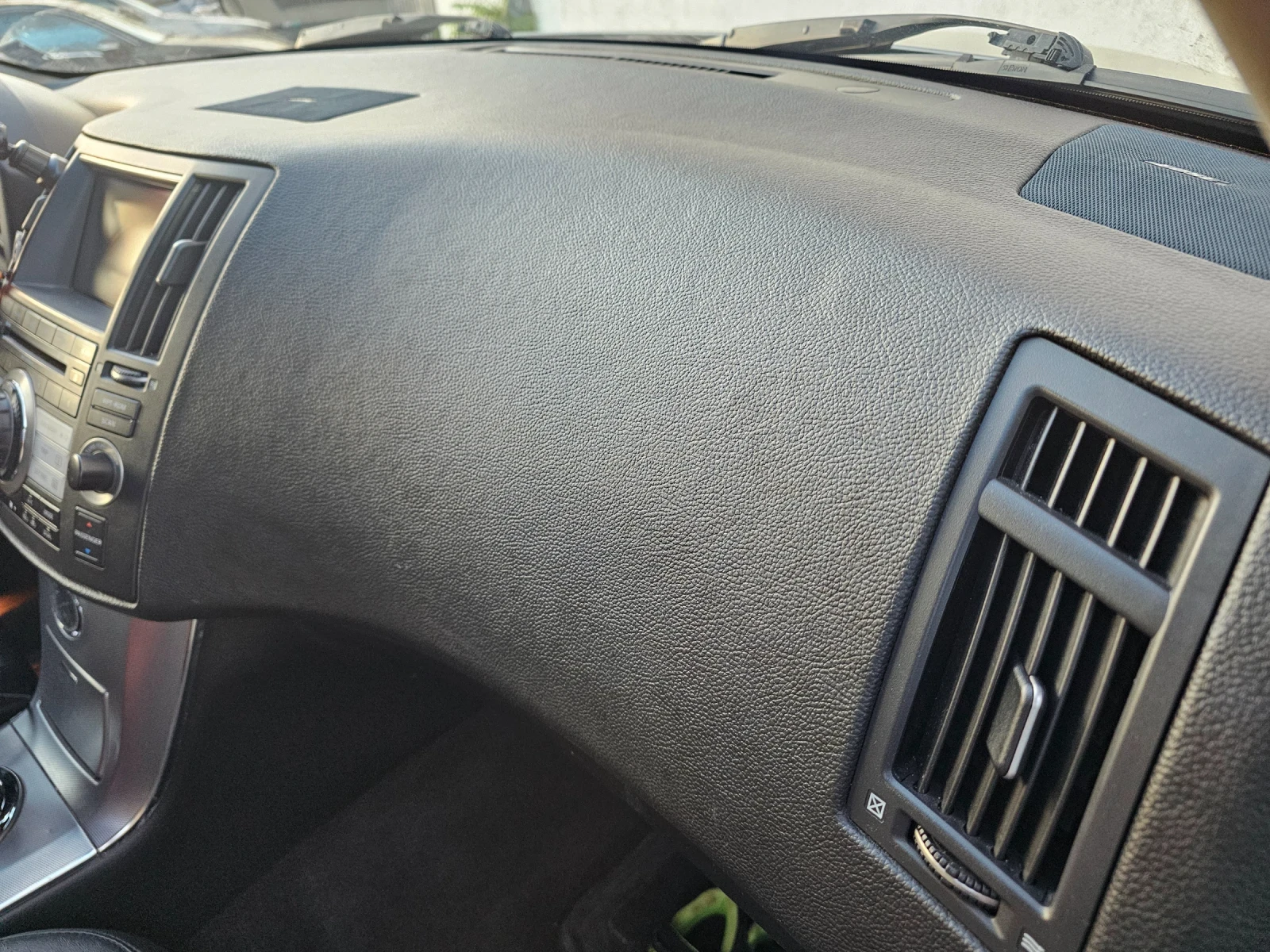 Infiniti Fx 35 Газ, снимка 7 - Автомобили и джипове - 54512533