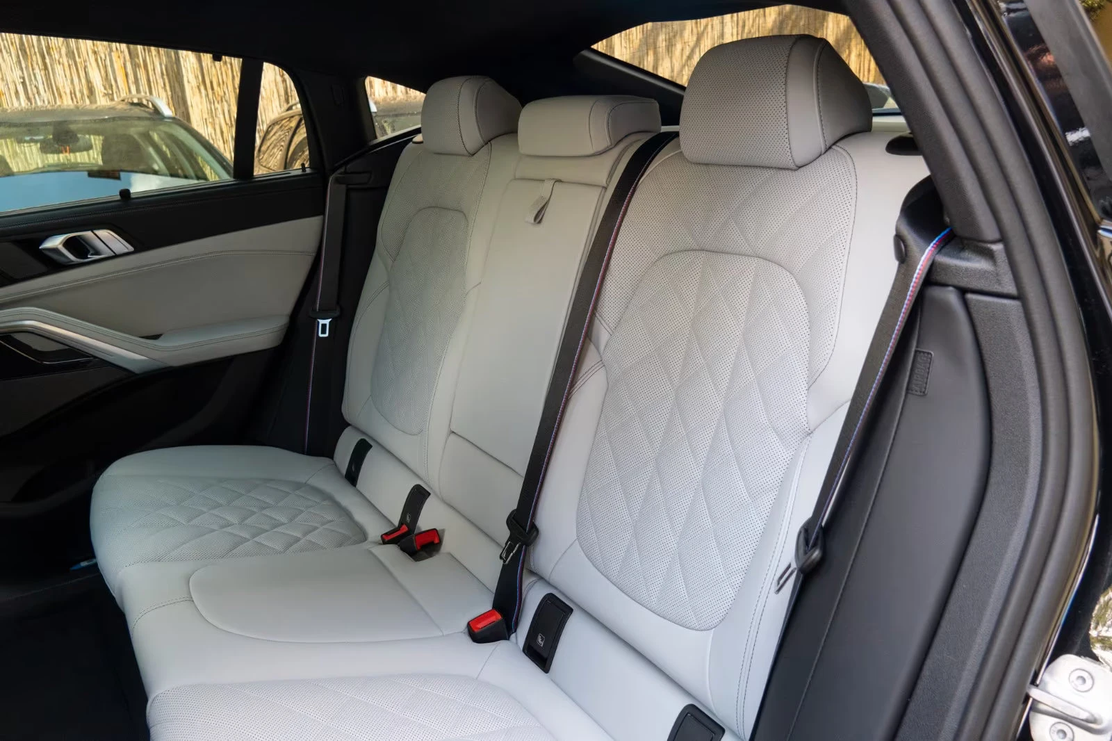 BMW X6 40d/352HP/M-SPORT/SOFT/360/PANO/H&K/HUD/420z, снимка 12 - Автомобили и джипове - 54595685
