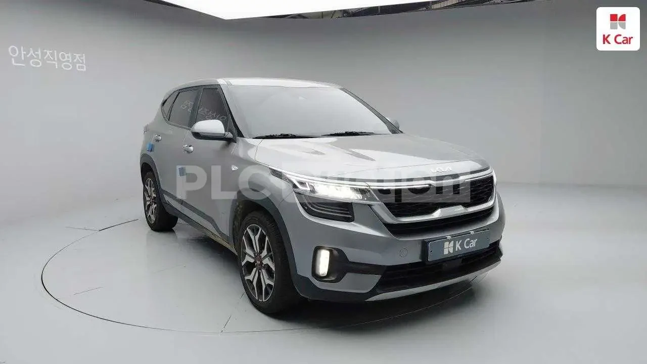 Kia Seltos 1.6 4x4| КАМЕРА| ПОДГРЕВ| ВКЛ.ТЕХНОТЕСТ, снимка 4 - Автомобили и джипове - 54792943