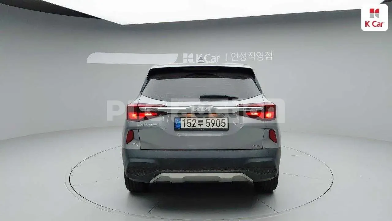 Kia Seltos 1.6 4x4| КАМЕРА| ПОДГРЕВ| ВКЛ.ТЕХНОТЕСТ, снимка 2 - Автомобили и джипове - 54792943