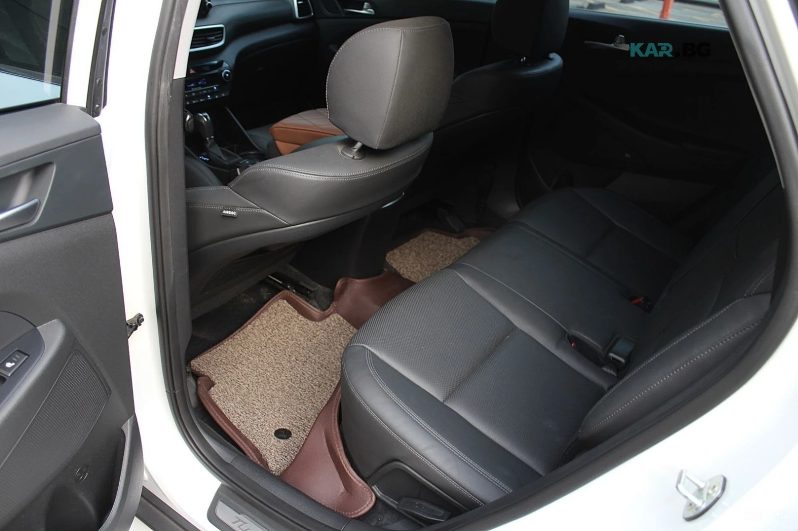 Hyundai Tucson ULTIMATE / 1.6T / TUNNING PKG / ОБДУХ / ПОДГРЕВИ , снимка 15 - Автомобили и джипове - 54834540