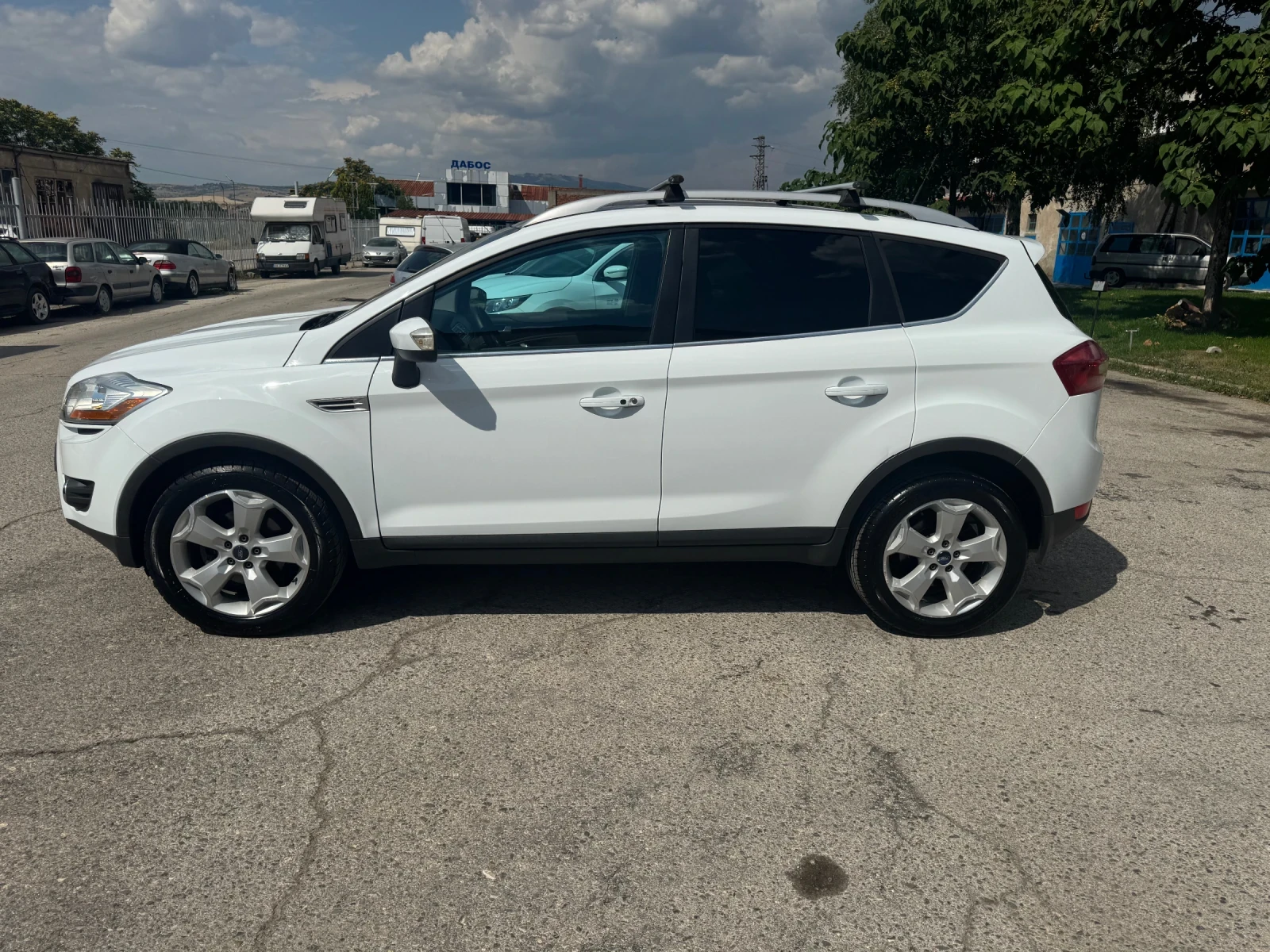 Ford Kuga 2.0tdci 4x4 Titanium! Panorama , снимка 2 - Автомобили и джипове - 55324782