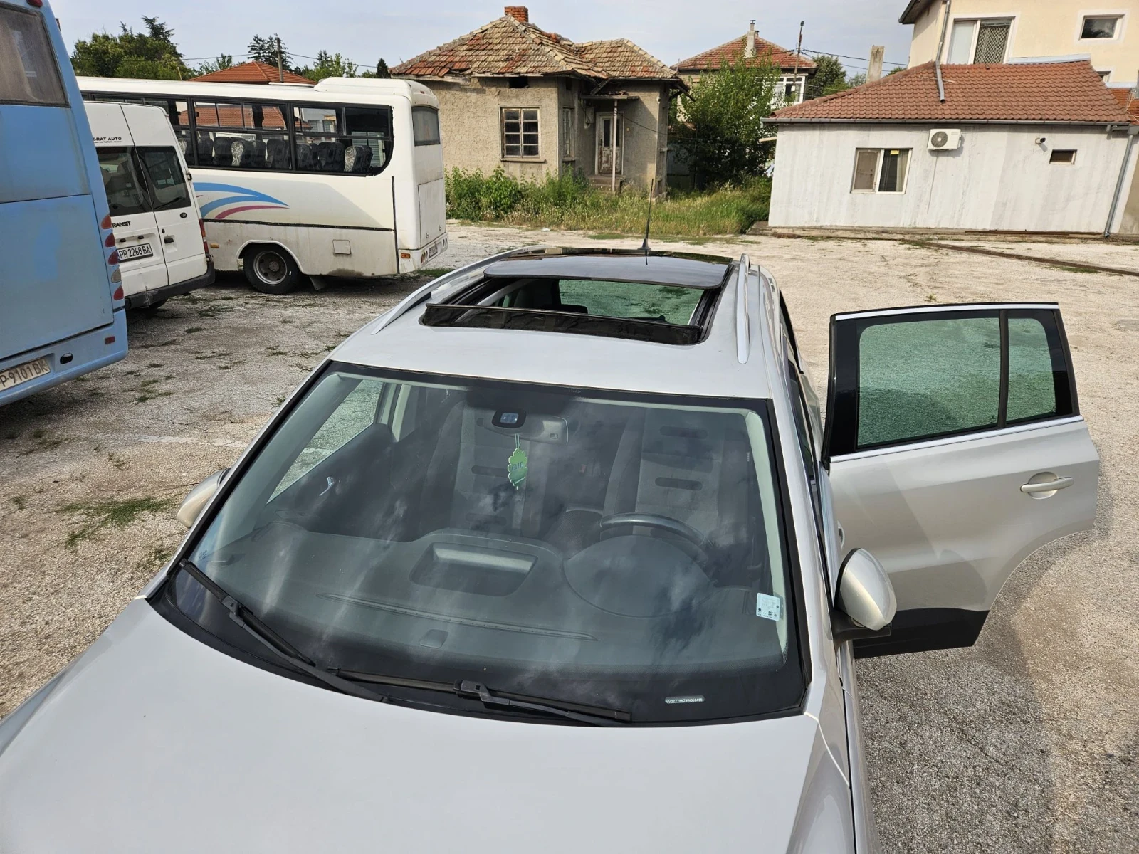 VW Tiguan 5N 2.0TDI, снимка 5 - Автомобили и джипове - 55656625