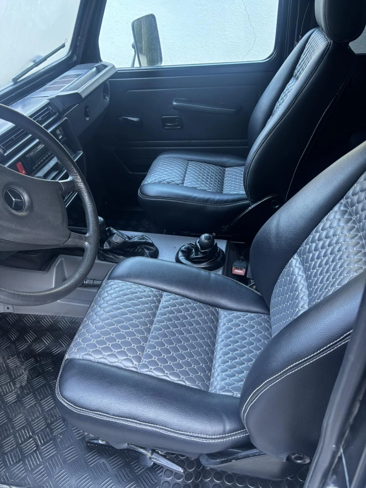 Mercedes-Benz G 230, снимка 16 - Автомобили и джипове - 56311475
