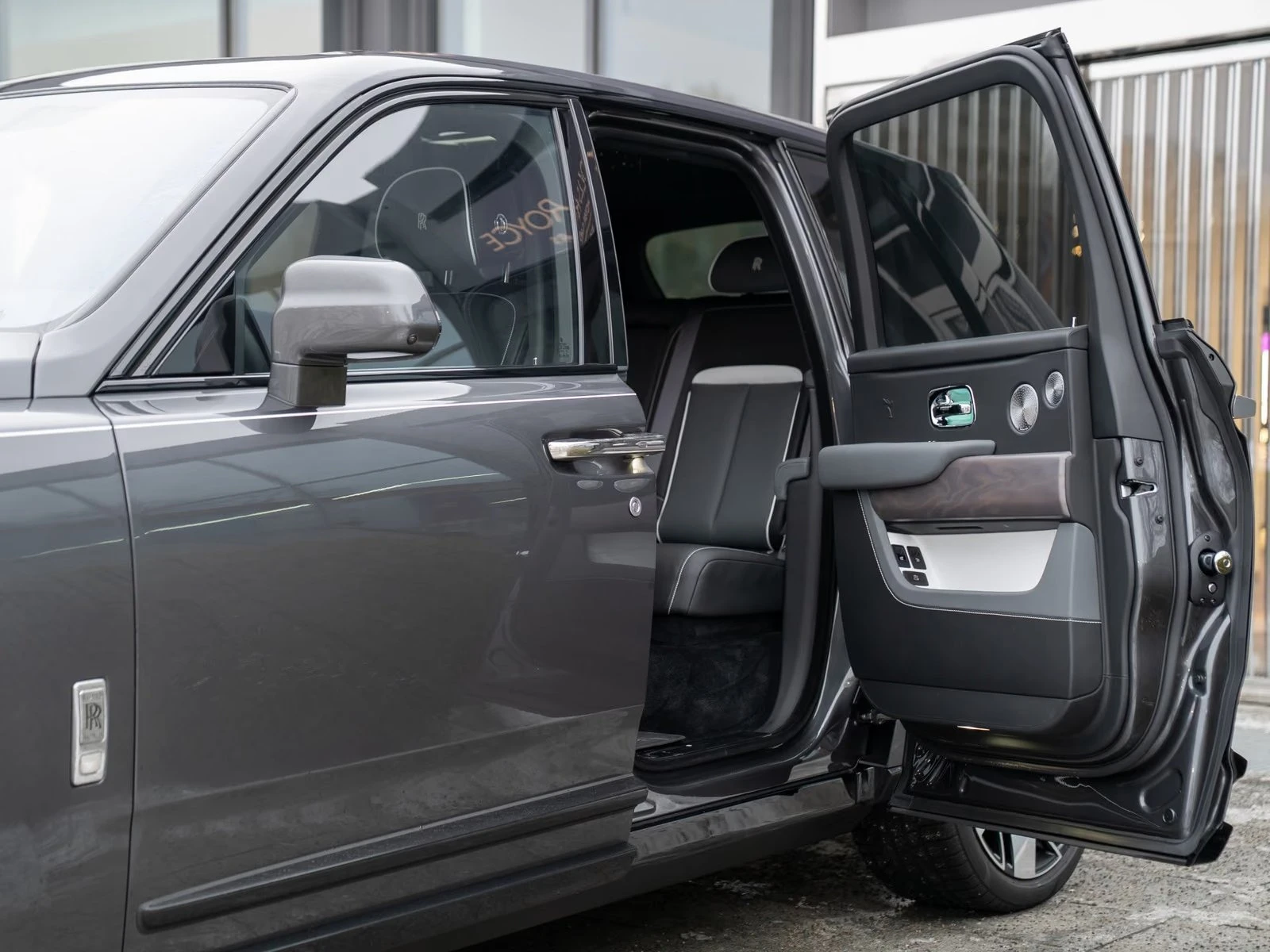 Rolls-Royce Cullinan SHOOTING STAR / BESPOKE / NIGHT VISION / 360 | Mobile.bg � ����������� 12