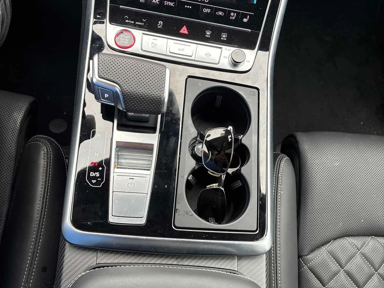Audi SQ8 * 4.0 TFSI quattro * CARFAX * ����� �� ����������� | Mobile.bg � ����������� 9