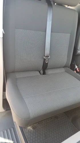 VW Transporter 3места ОБСЛУЖЕН, снимка 11