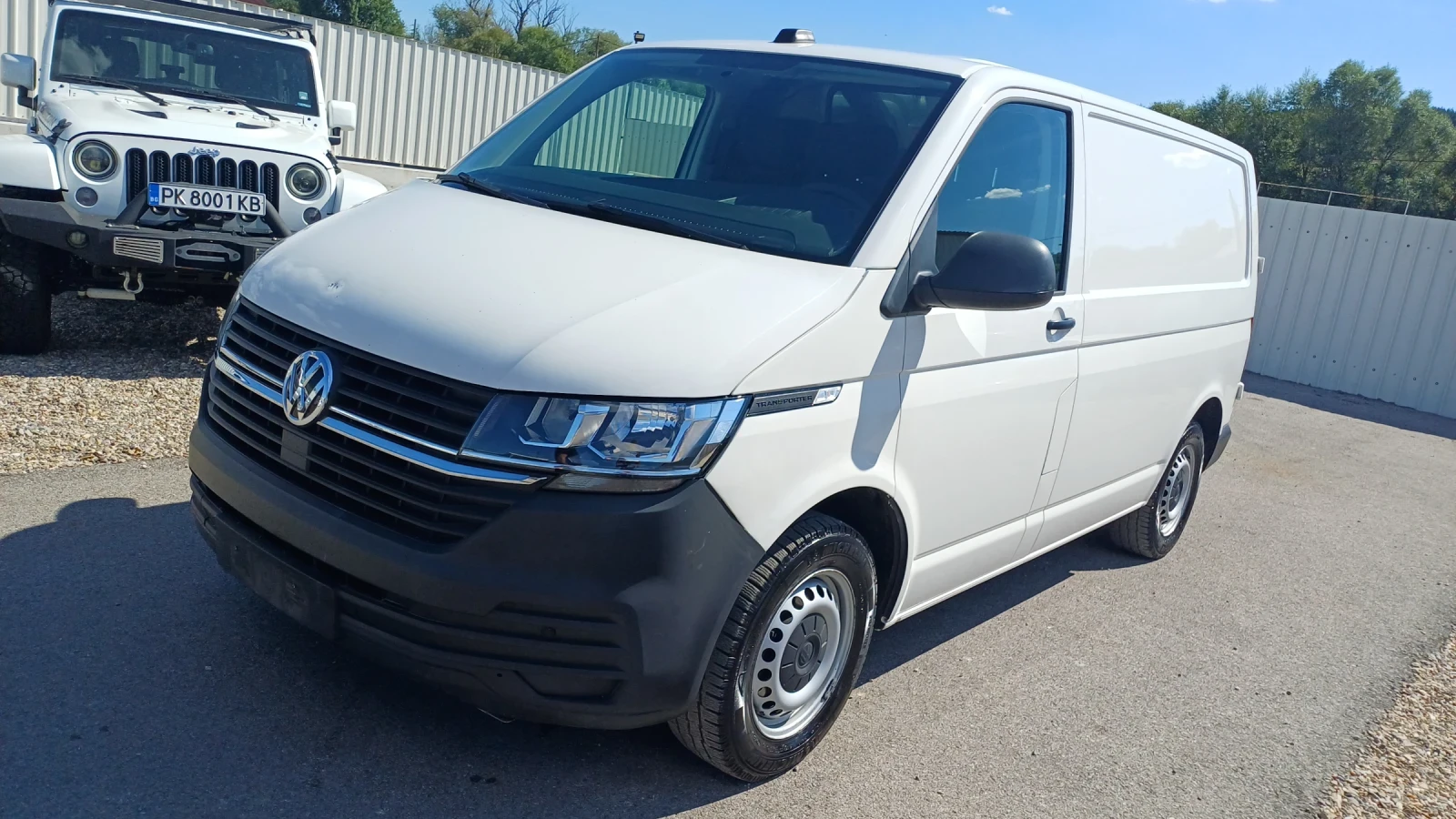 VW Transporter 3места ОБСЛУЖЕН, снимка 3 - Бусове и автобуси - 55729747
