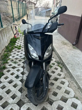 Yamaha X-max 