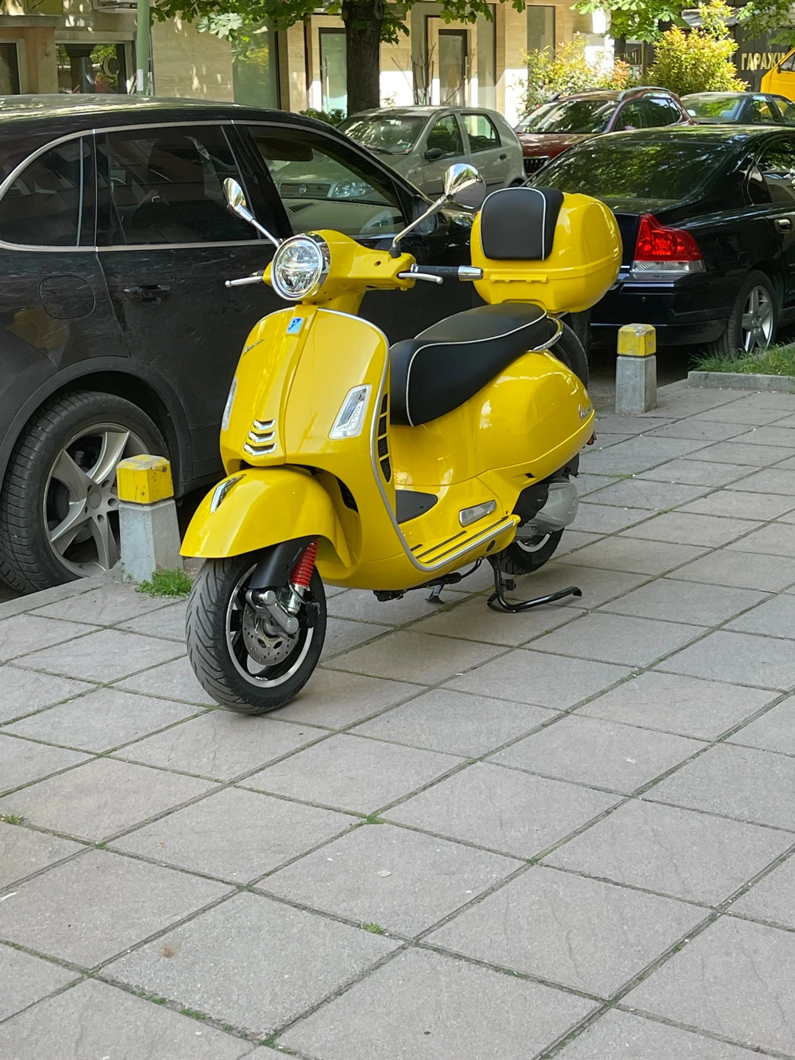 Vespa GTS Super Sport 300 - изображение 2