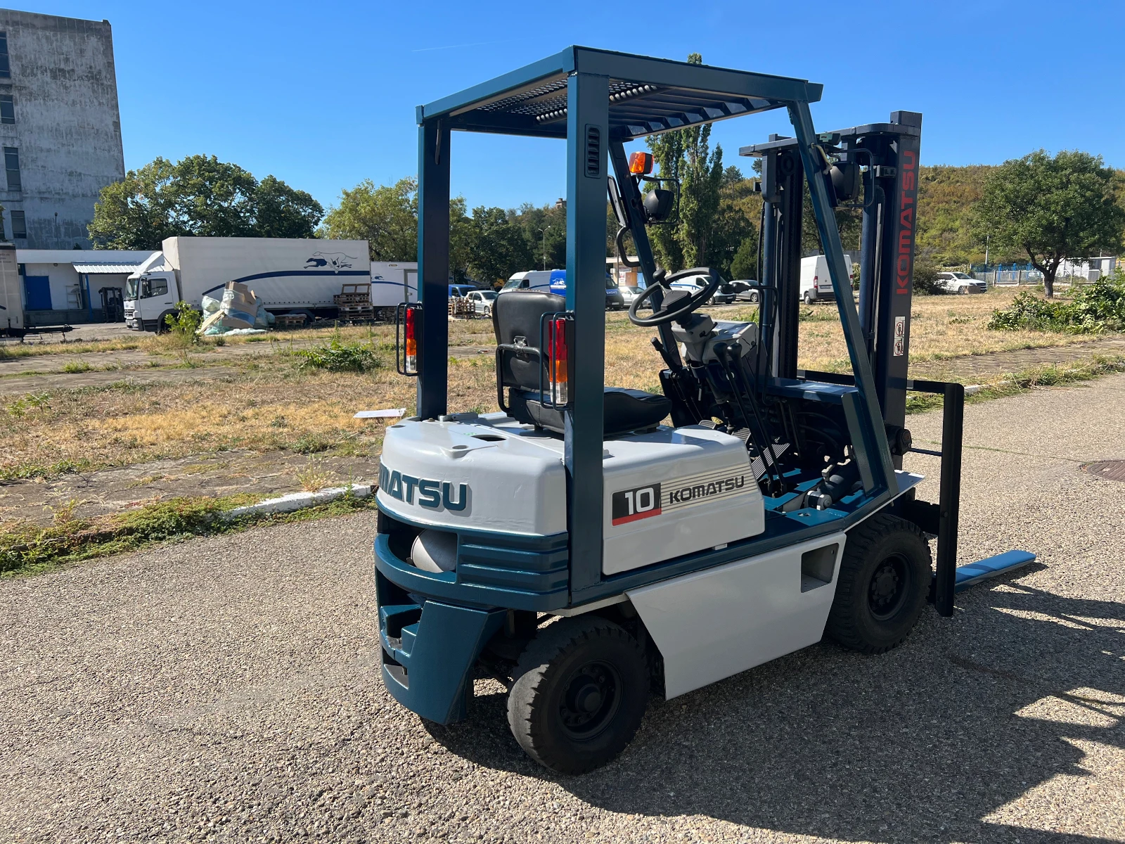  Komatsu    /  !!! | Mobile.bg   5