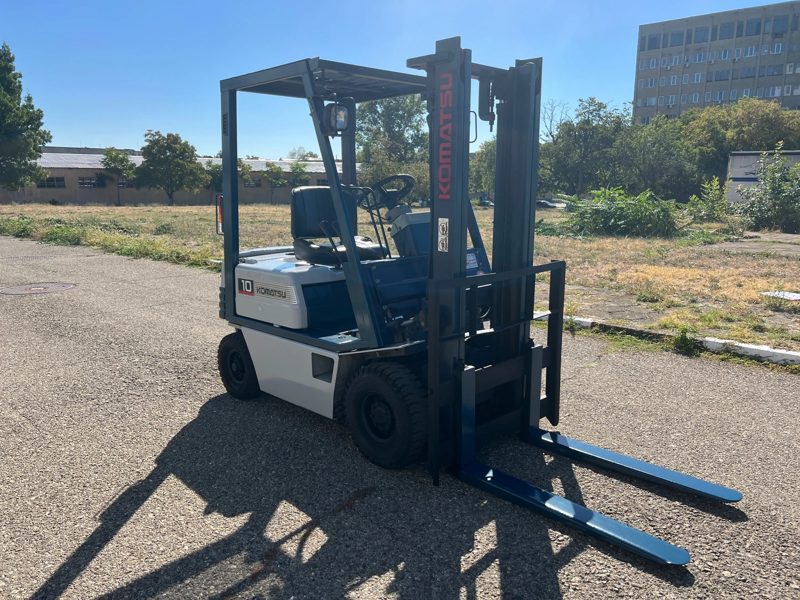  Komatsu    /  !!! | Mobile.bg   7