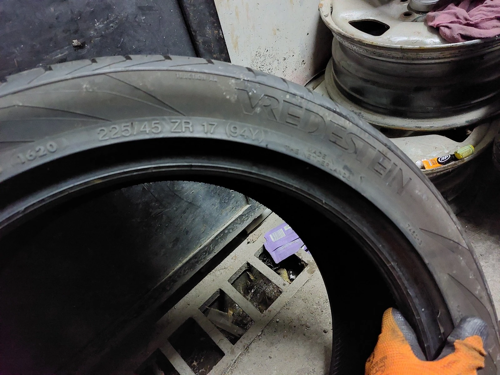 ���� 225/45R17 | Mobile.bg � ����������� 6