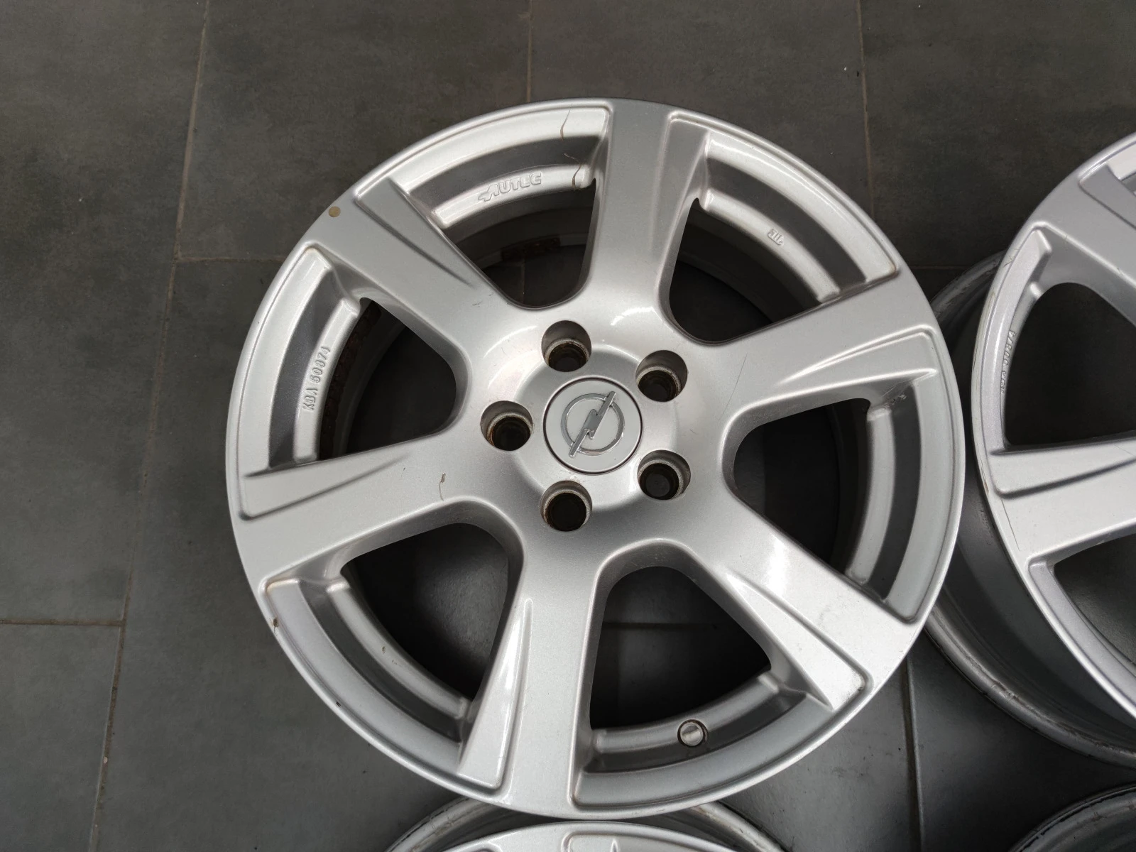   Opel Astra | Mobile.bg   7