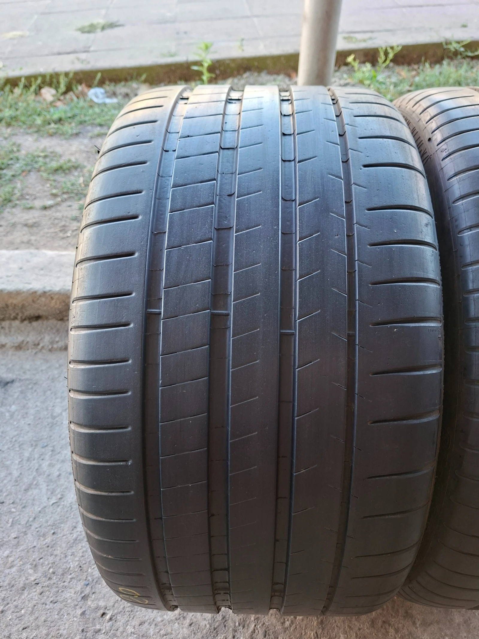  295/35R20 | Mobile.bg   2