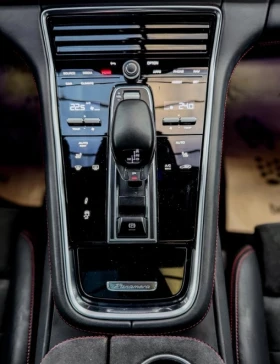 Porsche Panamera Sport Turismo GTS 4.0 V8, снимка 9