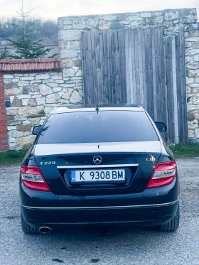 Mercedes-Benz 220 - 6650 € / 13006.27 лв. - 32668501 6