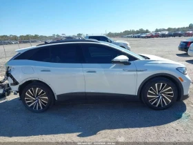 VW ID.4 S /CARFAX /Подгрев/Навигация /Задна камера/Пано  | Auto.bg — изображение 6
