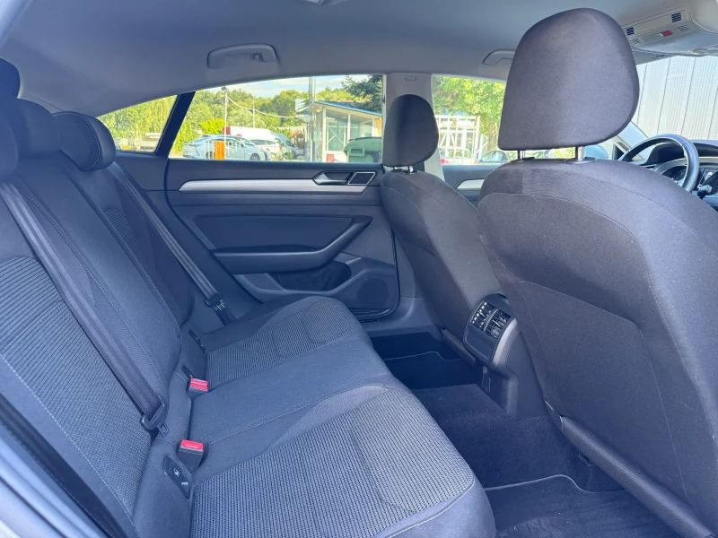 VW Arteon 1.5 TSI, снимка 11 - Автомобили и джипове - 51193355