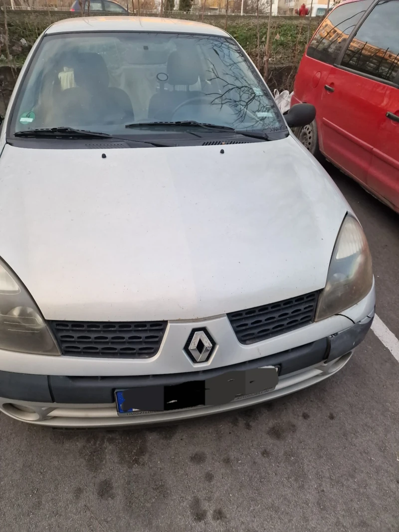 Renault Clio, снимка 1 - Автомобили и джипове - 48370748