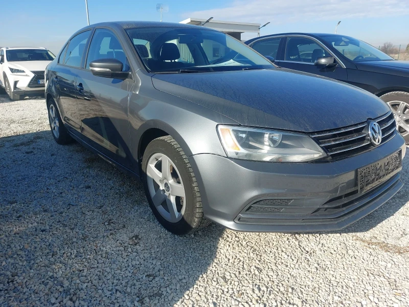 VW Jetta 1.4. 150кс, снимка 2 - Автомобили и джипове - 48627571