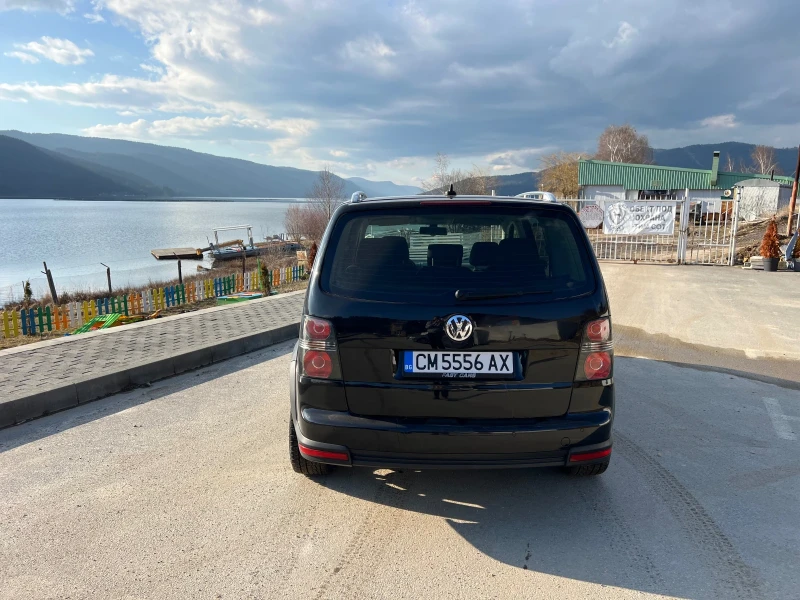 VW Touran Cross, снимка 6 - Автомобили и джипове - 49381016