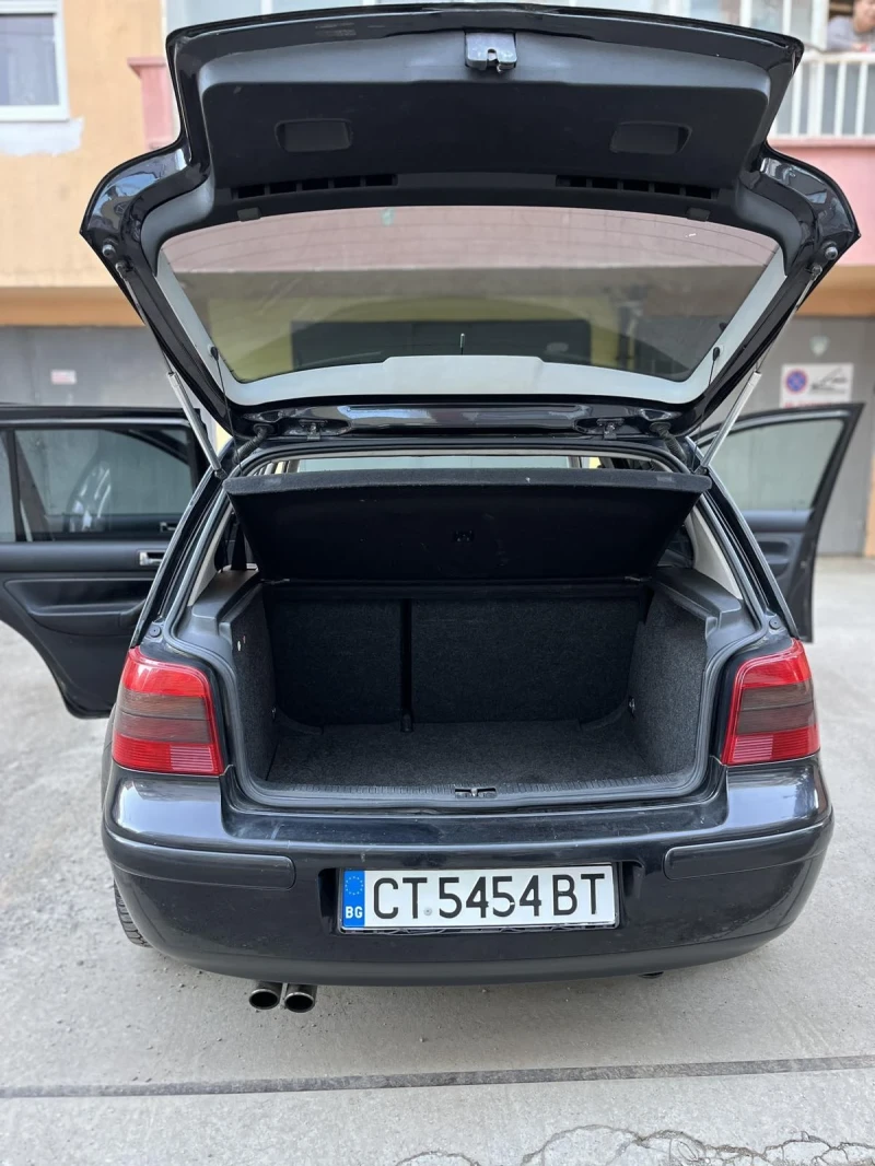 VW Golf, снимка 13 - Автомобили и джипове - 49426874