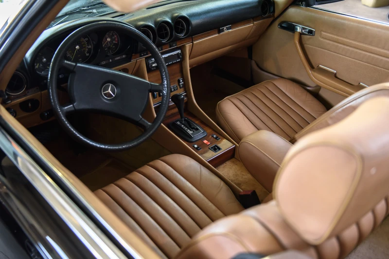 Mercedes-Benz SL 380, снимка 3 - Автомобили и джипове - 52736881