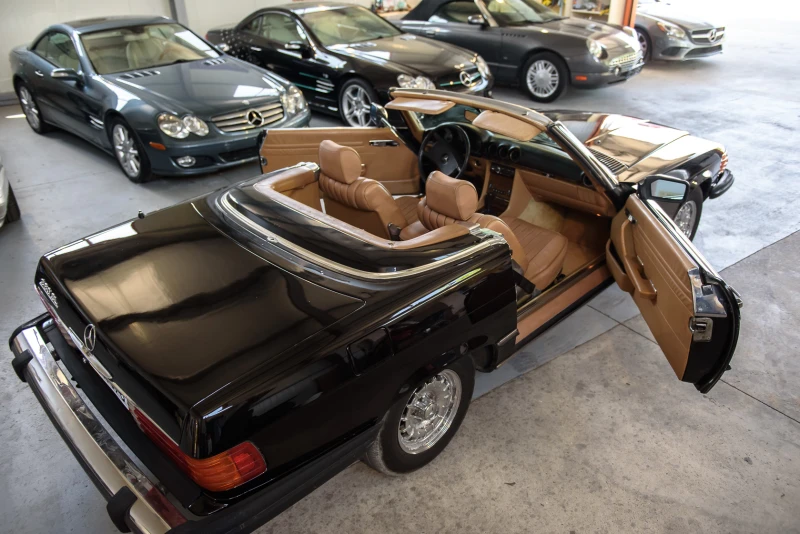 Mercedes-Benz SL 380, снимка 11 - Автомобили и джипове - 52736881