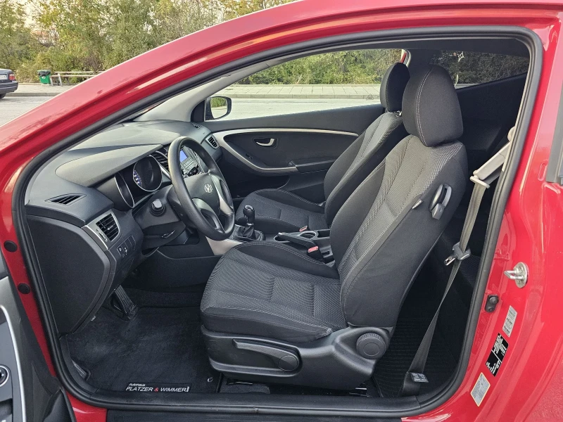 Hyundai I30 1.4 16V -99к.с Sport купе, снимка 12 - Автомобили и джипове - 52024937