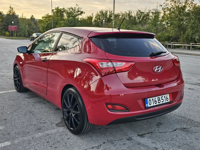 Hyundai I30 1.4 16V -99к.с Sport купе, снимка 6 - Автомобили и джипове - 52024937