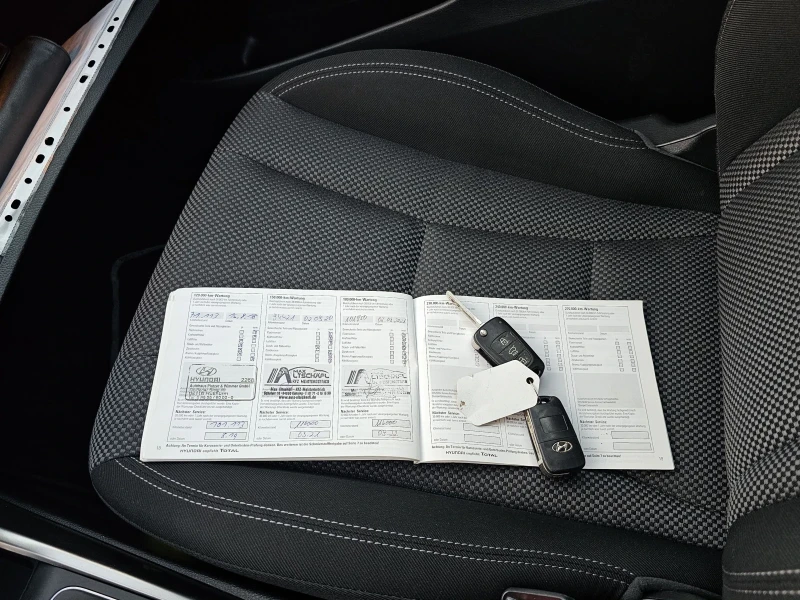 Hyundai I30 1.4 16V -99к.с Sport купе, снимка 15 - Автомобили и джипове - 52024937