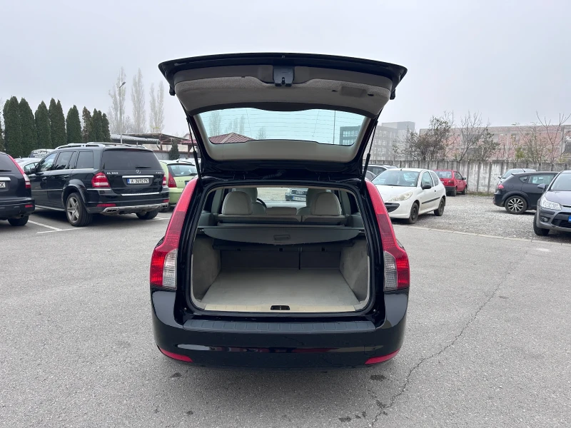 Volvo V50 1.6TDI - КЛИМАТРОНИК - РЕАЛНИ КИЛОМЕТРИ, снимка 17 - Автомобили и джипове - 52535655