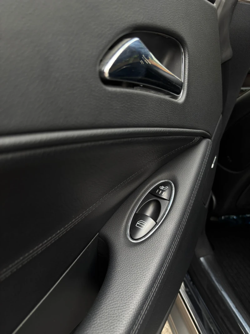 Mercedes-Benz CLS 350, снимка 8 - Автомобили и джипове - 52801221