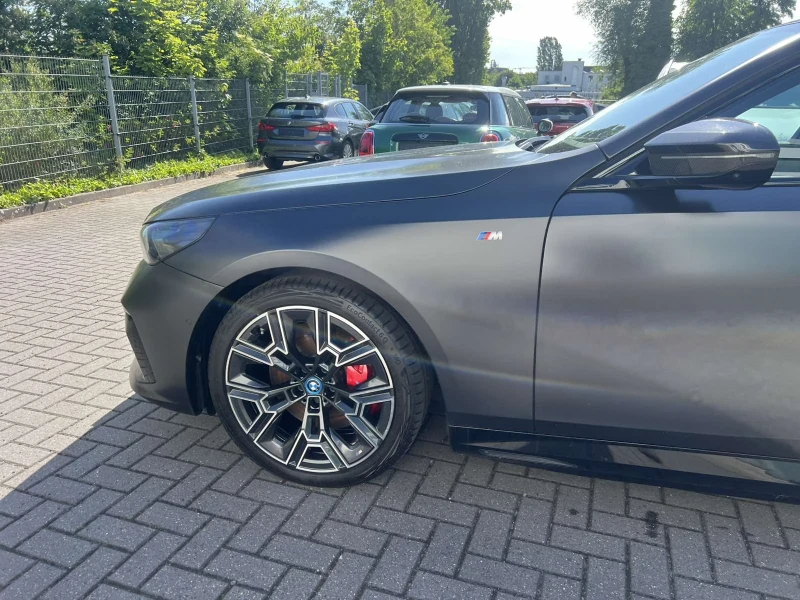 BMW i5 M60 Гаранция 3г Xdrive B&W Adaptive Panorama, снимка 4 - Автомобили и джипове - 53079040