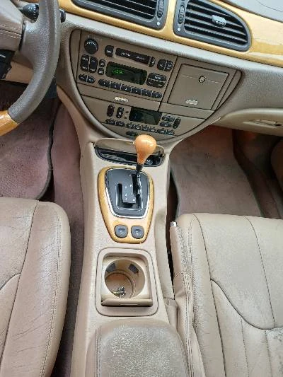 Jaguar S-type V8, снимка 9 - Автомобили и джипове - 54294337