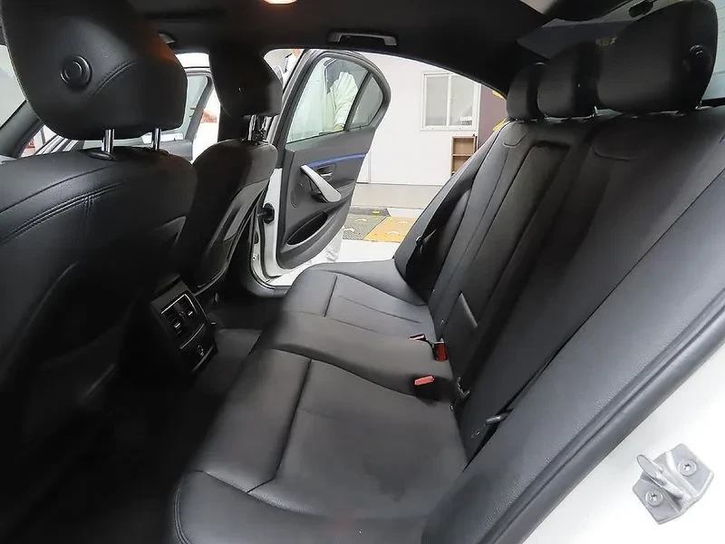 BMW 320 d, снимка 13 - Автомобили и джипове - 54592558