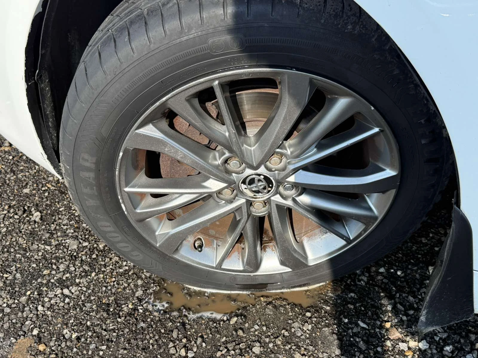 Toyota Avensis 1. 6 D-4D (112 �. �. ) �� ����� | Mobile.bg � ����������� 16