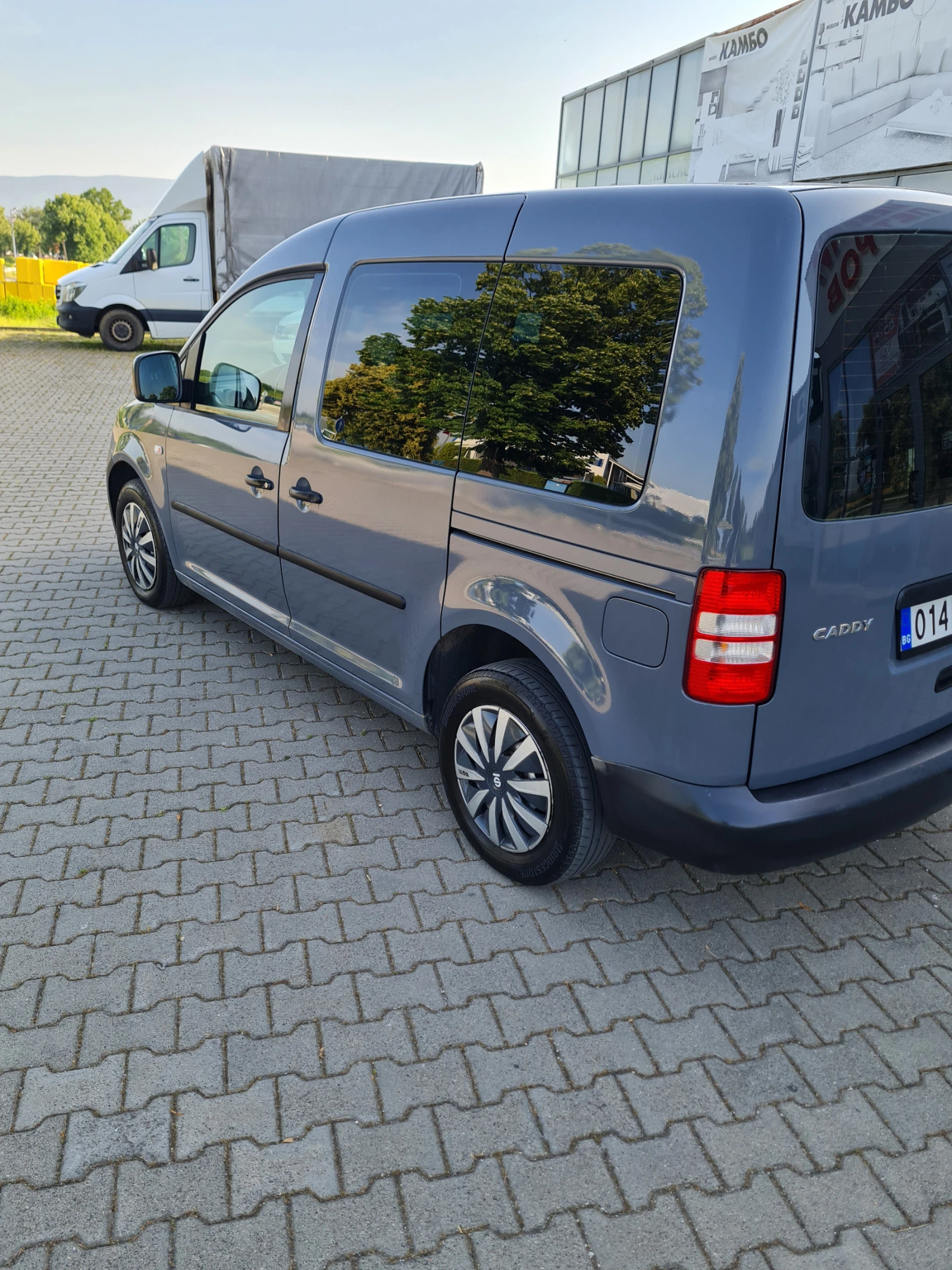 VW Caddy 1.6 Blue Motion  - изображение 4